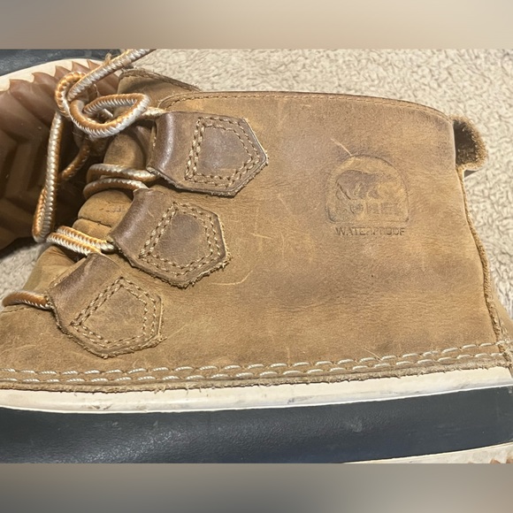 Sorel Women’s Out N About Waterproof Leather Boots - Picture 3 of 14